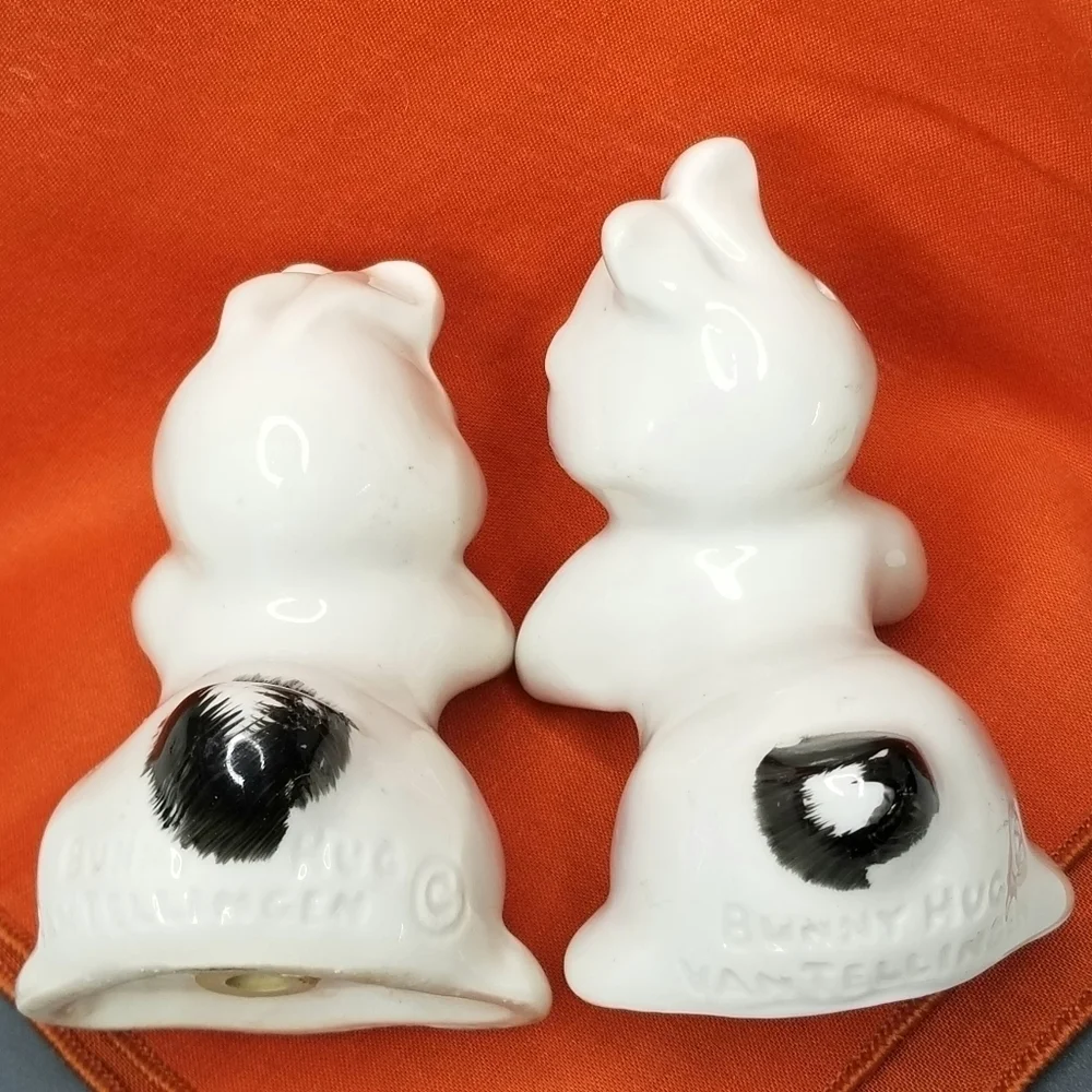 Whimsical White Pink Black Bunny Hug Van Tellingen Salt And Pepper Shakers